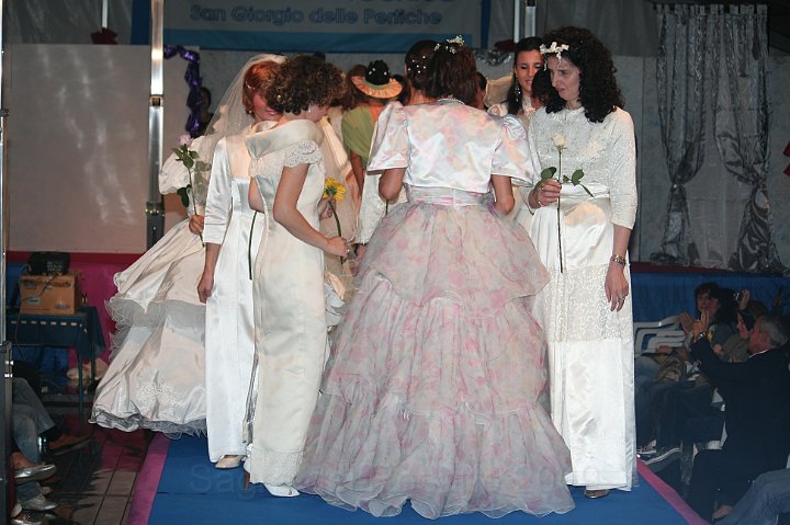 Sfilata vestiti da sposa 6-10-09 (130).JPG